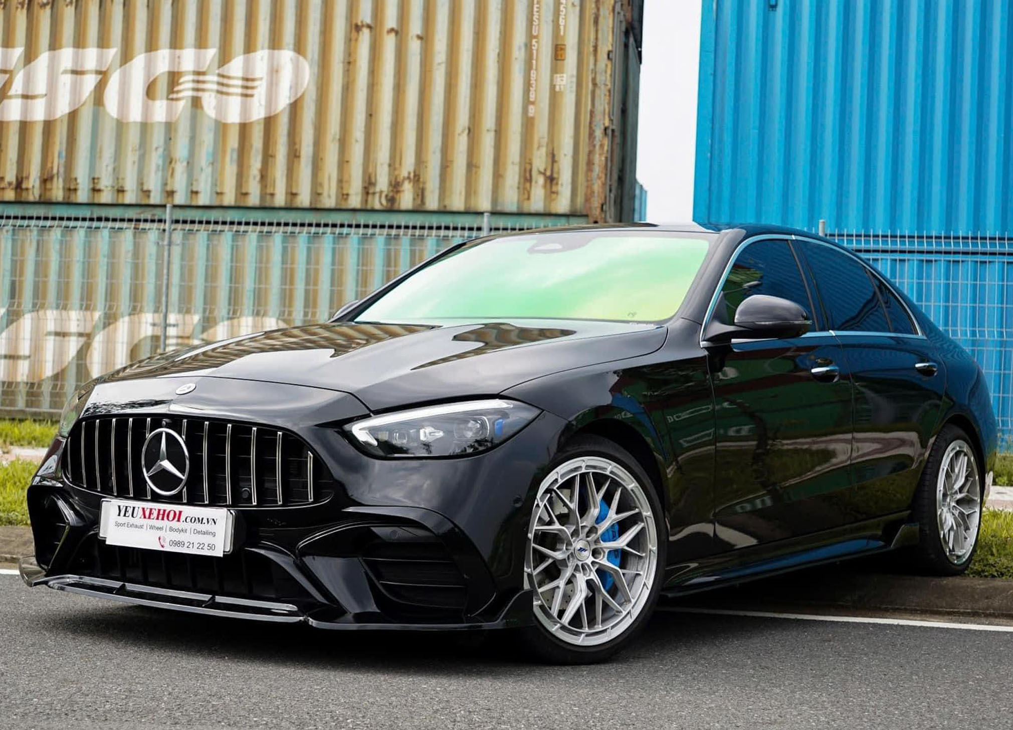 MERCEDES C300 W206 / MÂM 305FORGED WHEELS UF321-B / BODYKIT C63s TOPONE